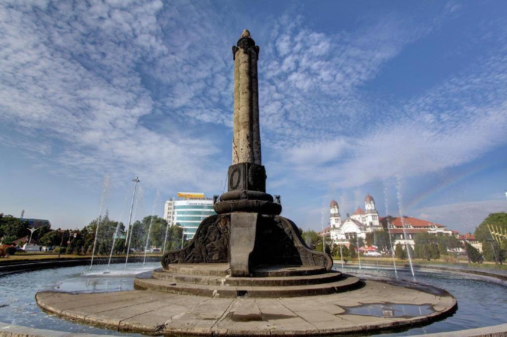 Oyo 2928 Rumah Ceria 2*