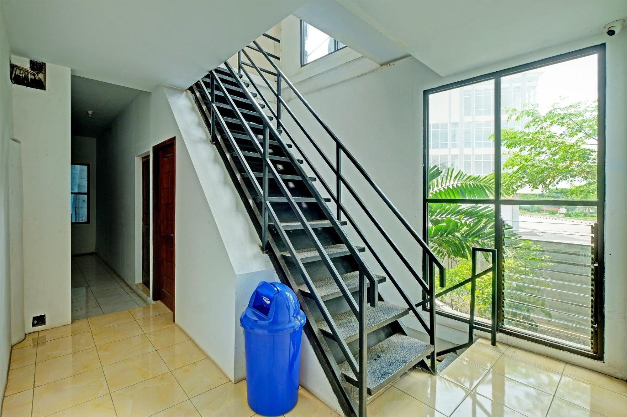 Oyo 2928 Rumah Ceria Hotel Semarang