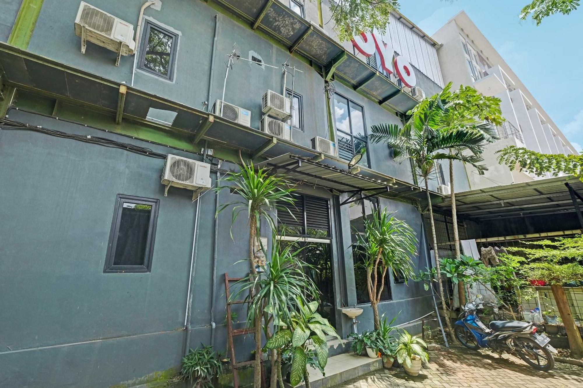 Hotel Oyo 2928 Rumah Ceria