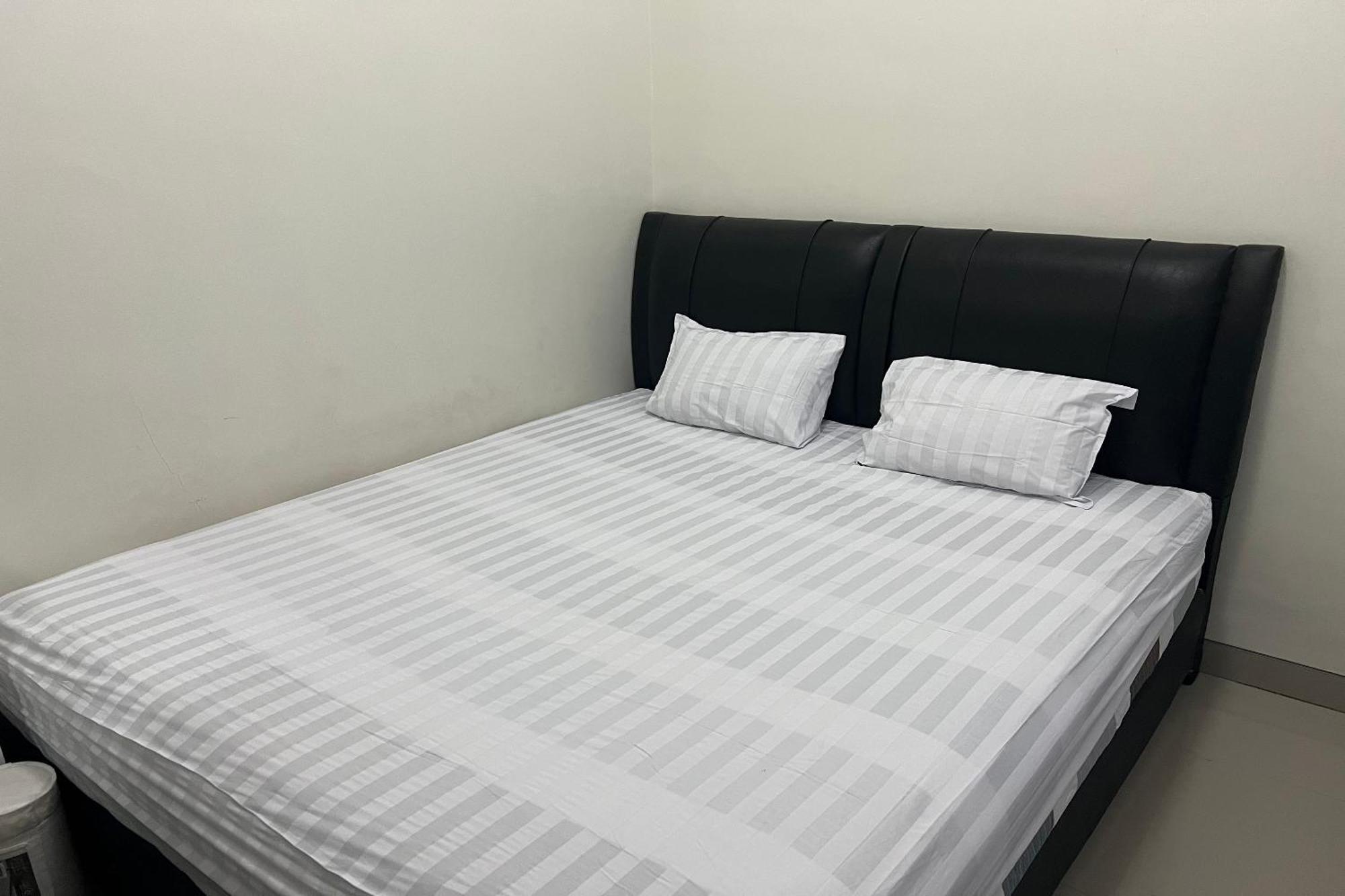 Oyo 2928 Rumah Ceria Hotel 2*