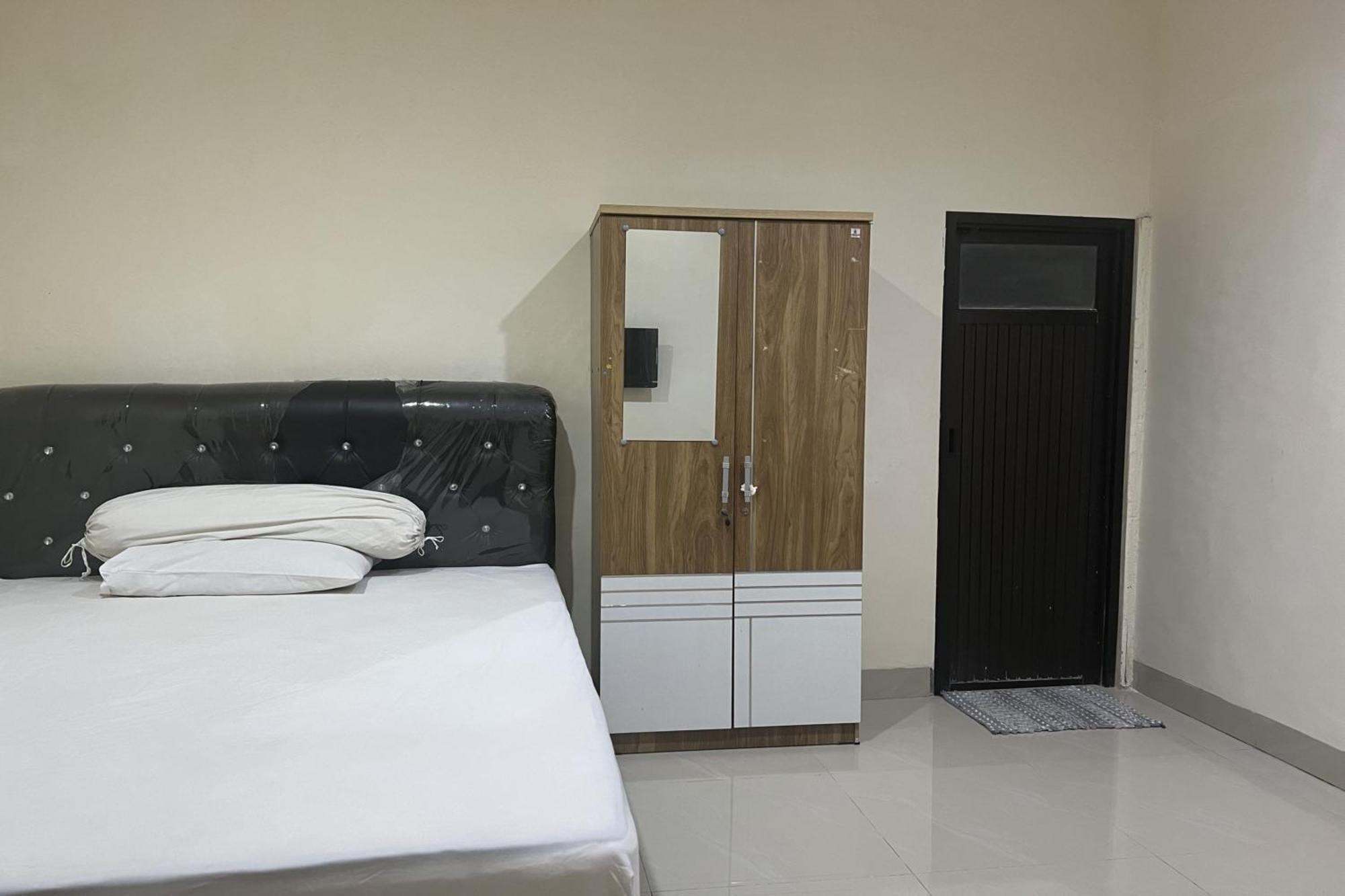 Oyo 2928 Rumah Ceria Hotel Semarang