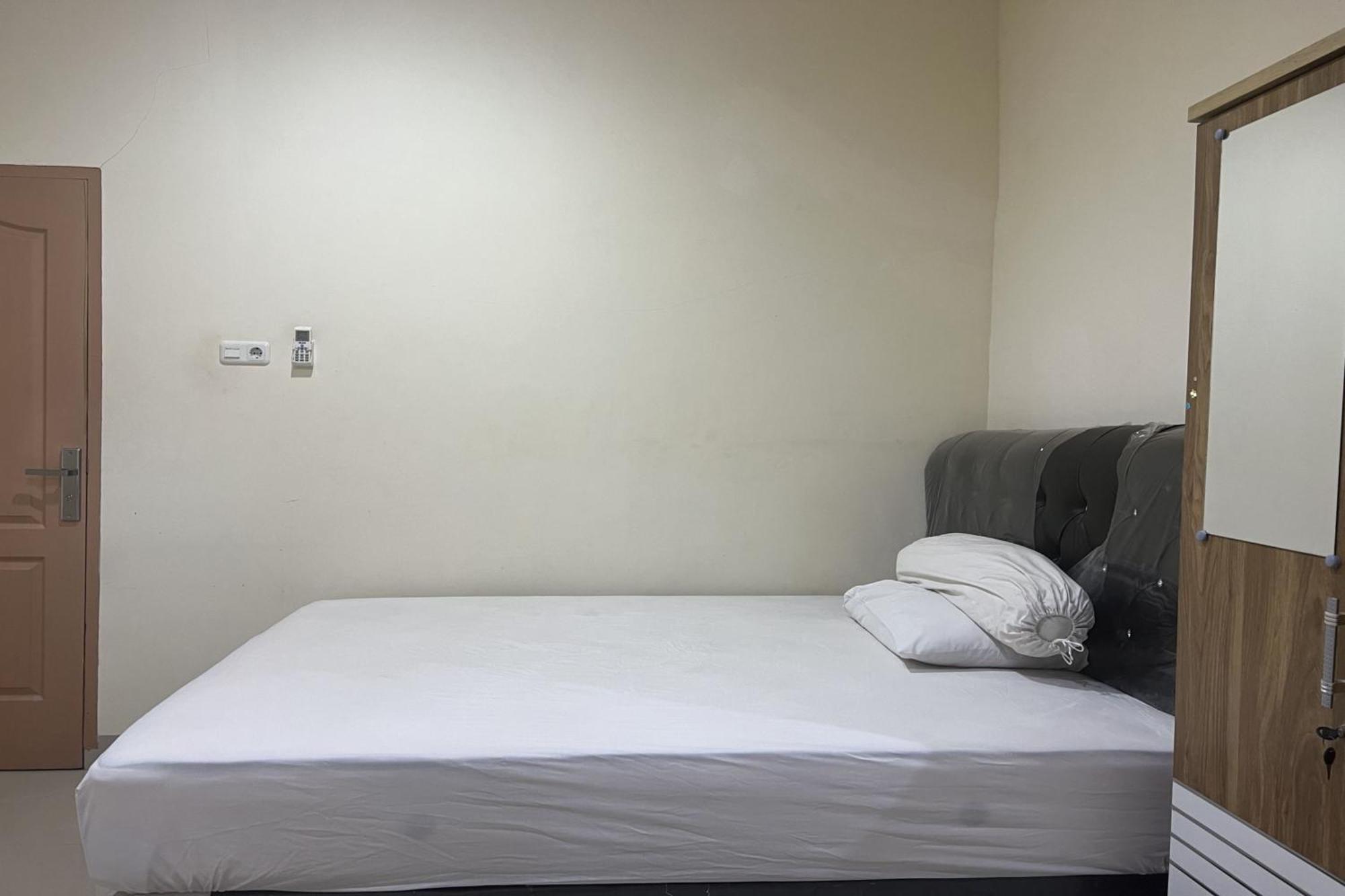 Hotel Oyo 2928 Rumah Ceria 2*