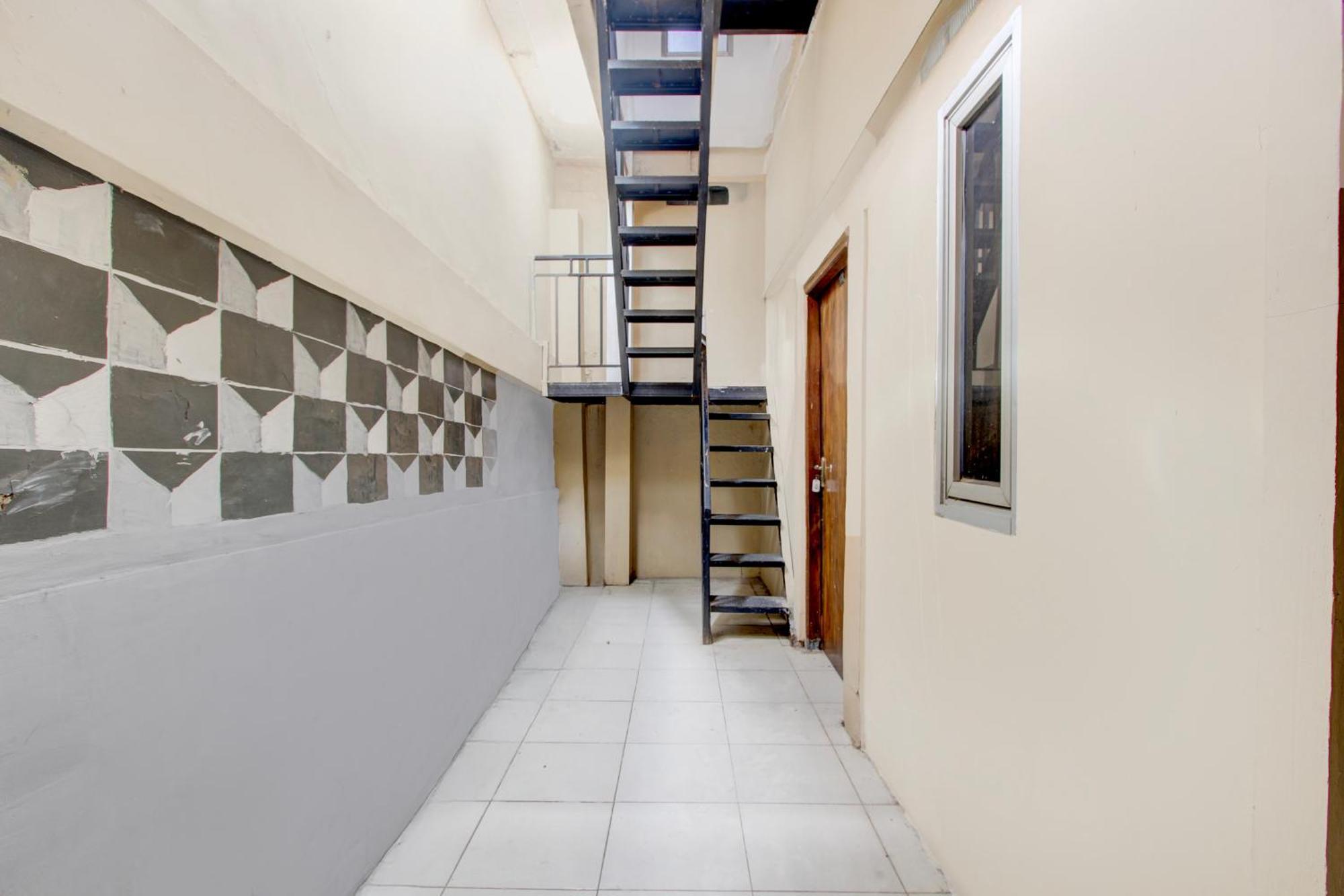 Hotel Oyo 2928 Rumah Ceria Semarang